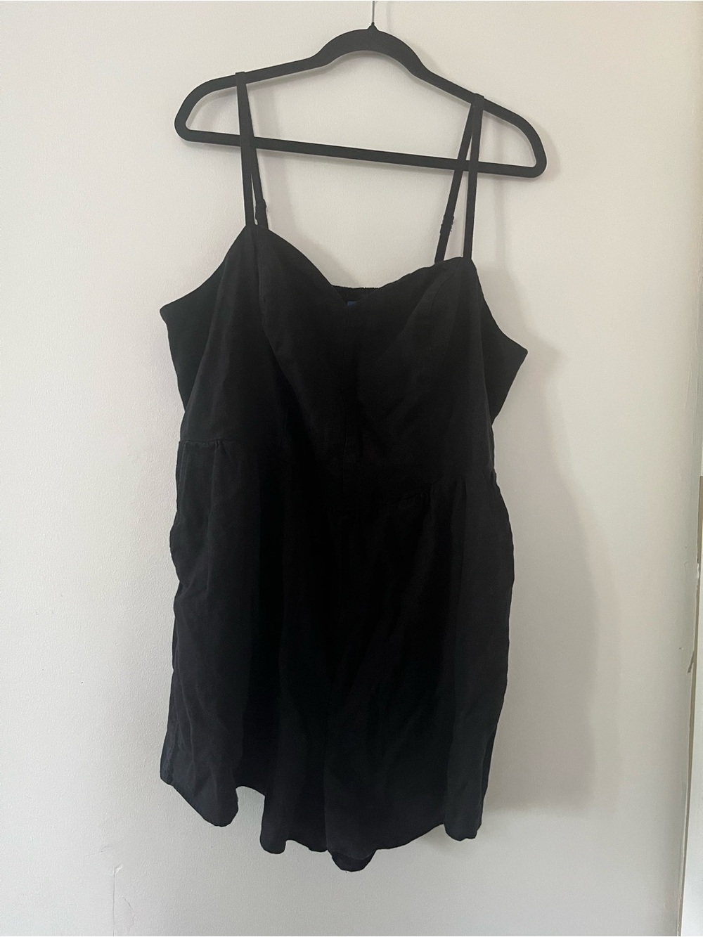Old Navy Black Linen Blend Romper Sleeveless 2X Euro Summer Beachy Minimalist